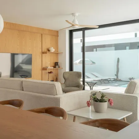 Villa Verdealto - Design With Heated Pool In Fuerteventura *