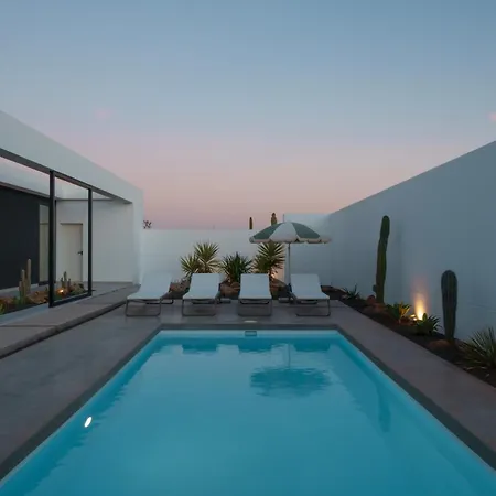 Villa Verdealto - Design With Heated Pool In Fuerteventura *
